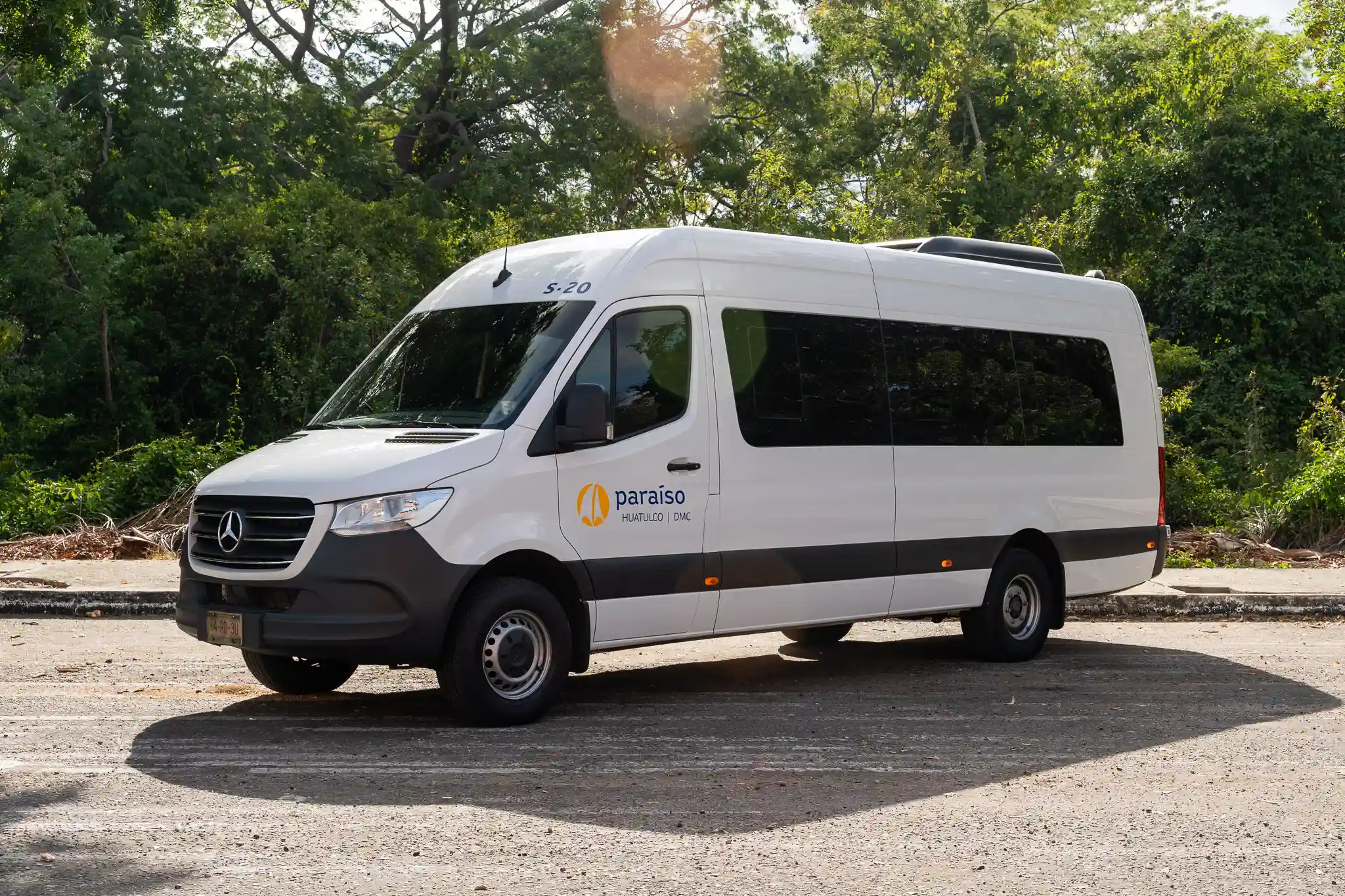 Vehículo Sprinter para grupos y convenciones